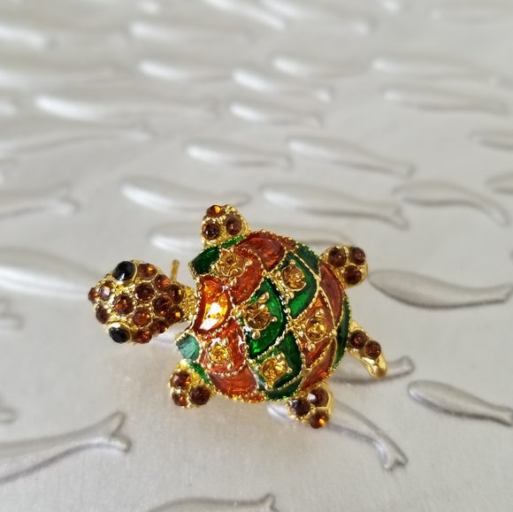 NWT-  💥*2/$20 Bejeweled Sea Turtle Brooch Pin - Picture 2 of 10